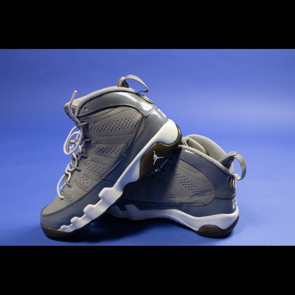 Air Jordan 9 Retro 'Cool Grey'